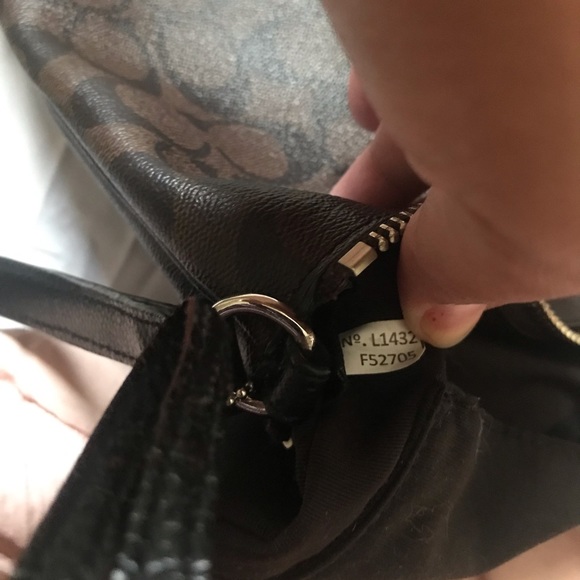 Coach Crossbody Brown Leather Messenger Bag. - Picture 6 of 9